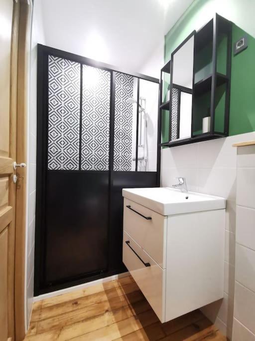 Les Bulles D'Ay - Terrasse Apartment Ay-Champagne Ngoại thất bức ảnh